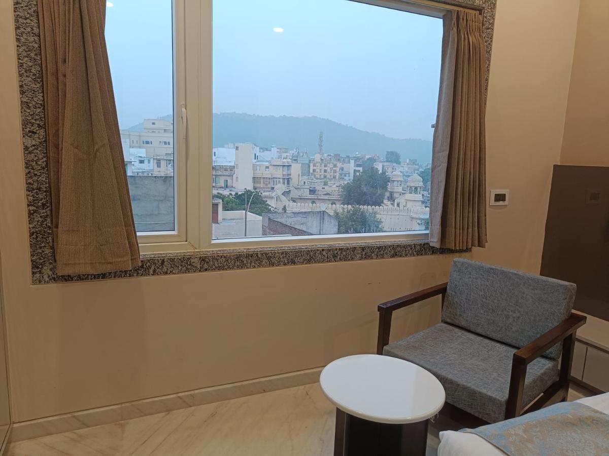 Hotel Shri Anand Dham, Nathdwara - 125 Meters Away From The Temple Esterno foto